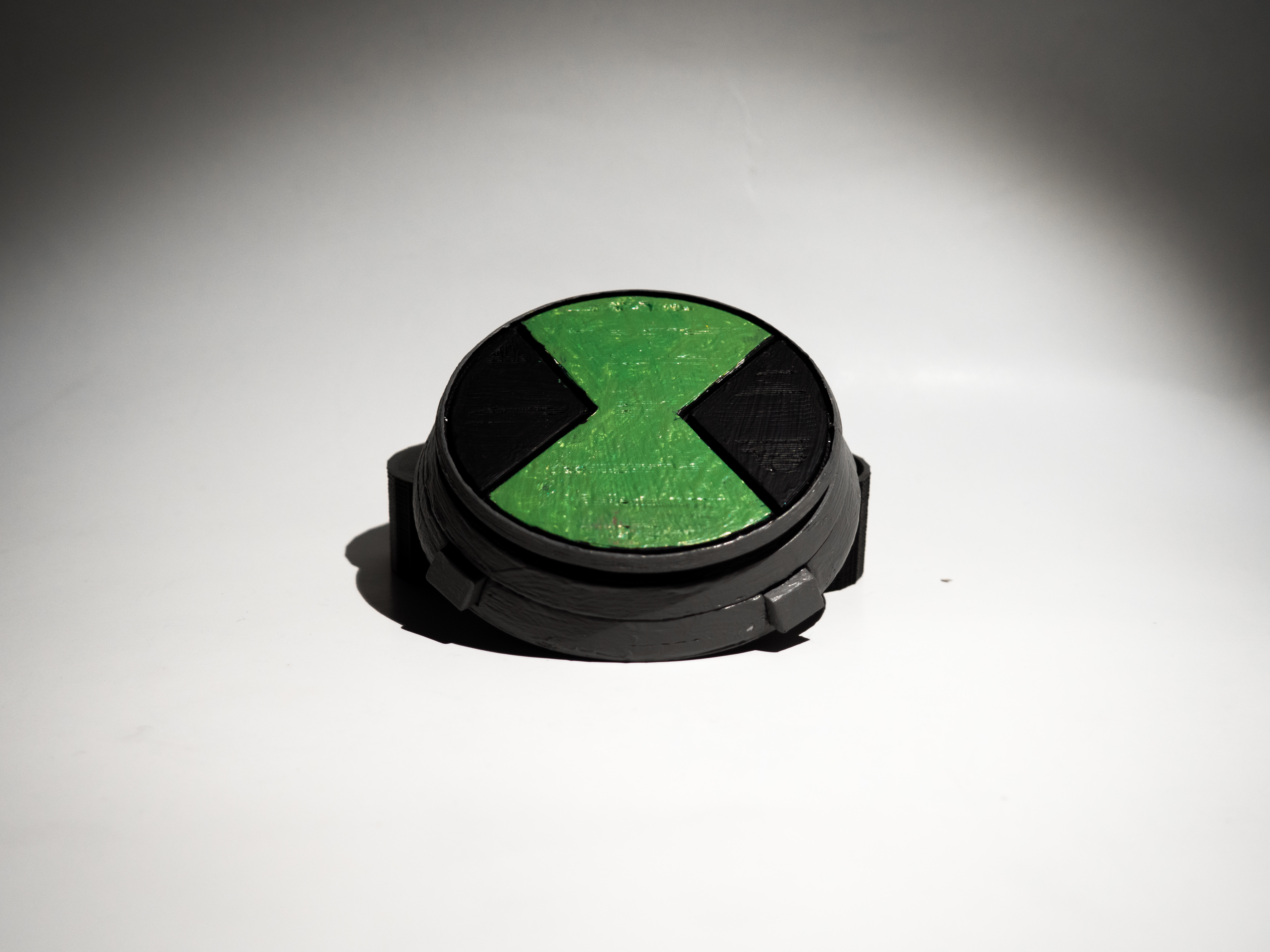 LEGO Breast Plate with Ben 10 Omnitrix Pattern