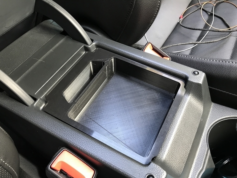 SEAT ATECA small parts box for center console