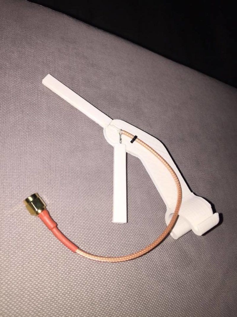 Vee antenna for Skywalker