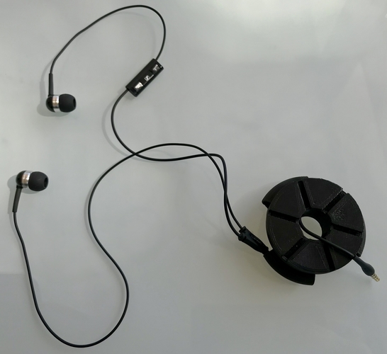 Earphones wire rotating holder 3D Print 198736