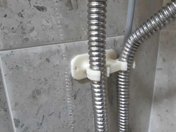 Electric water heater pipe bracket ( in 18 ∮ ) 3D Print 199240