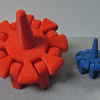 Spinning Top with Articulated Arms - Thumbnail 1