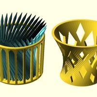 Hyperboloid with base, desktop pencil holder - Thumbnail 1