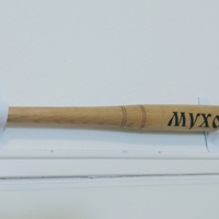 Baseball bat wall hanger - Thumbnail 2