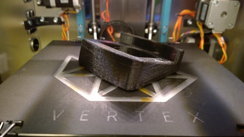 Desktop speaker stand