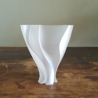 Unfolding Flower Vase Lampshade - Thumbnail 1