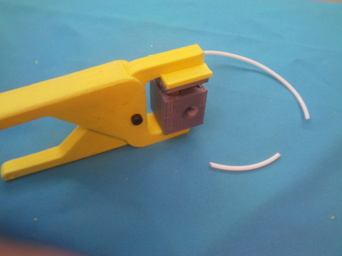 Filament Cutter (3mm) 3D Print 203049