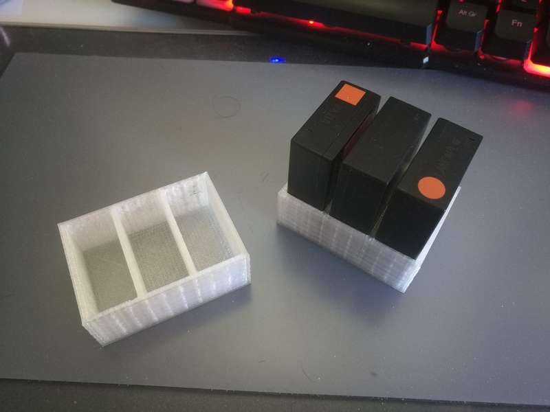 Chema's FujiFilm NP-W126S Battery Box
