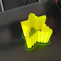 Super Mario Star Pixel Vase - Thumbnail 3