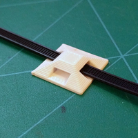 Small Cable Tie Mounting Pad 20x20 mm 3D Printing 204356