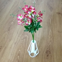 Star vase  - Thumbnail 1