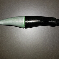 Small Ergonomic Pen - Takes a Standard Biro Inner 3D Printing 206148