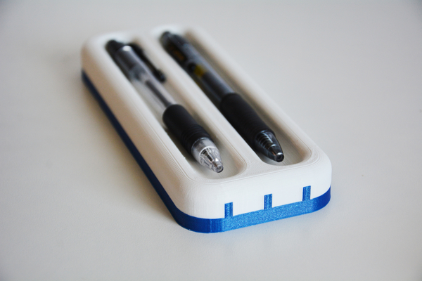 Dual Color Pen Holder