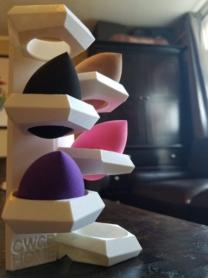 Beauty Blender Wall Mounted