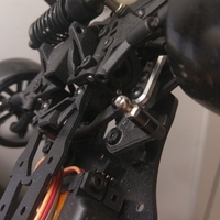 Sakura D4 RWD steering arm - Thumbnail 4