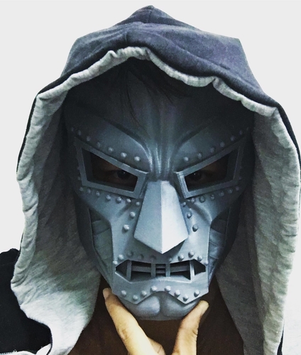 ​Doom mask - Helmet Marvel Cosplay 3D print model 3D Print 211299