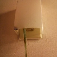 Outlet cover with  - Thumbnail 4