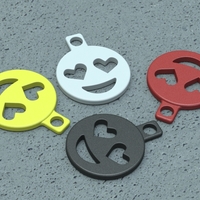 Small Heart Eyes Emoji Keychain Addon 3D Printing 21228