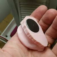 Human Ear Fridge Magnet - Thumbnail 1