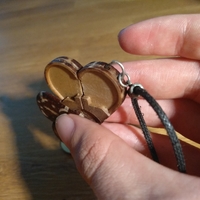 Magic Heart (necklace from The Illusionist) - Thumbnail 2