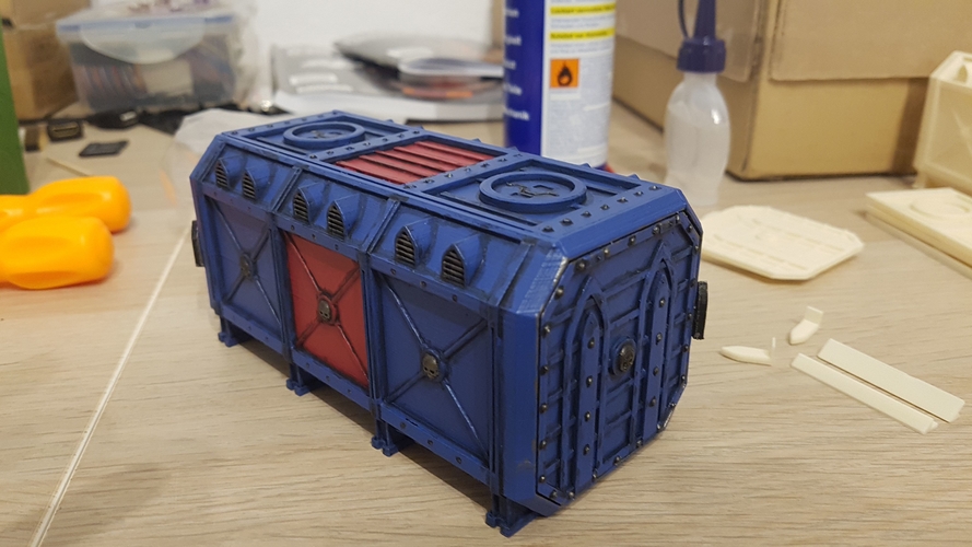 Container