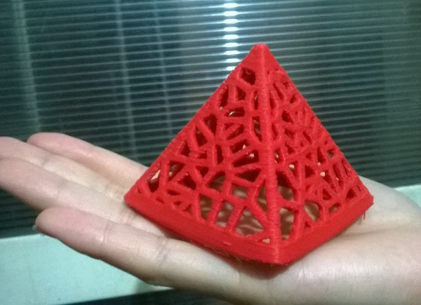 Medium Wired Pyramid 3D Printing 21509