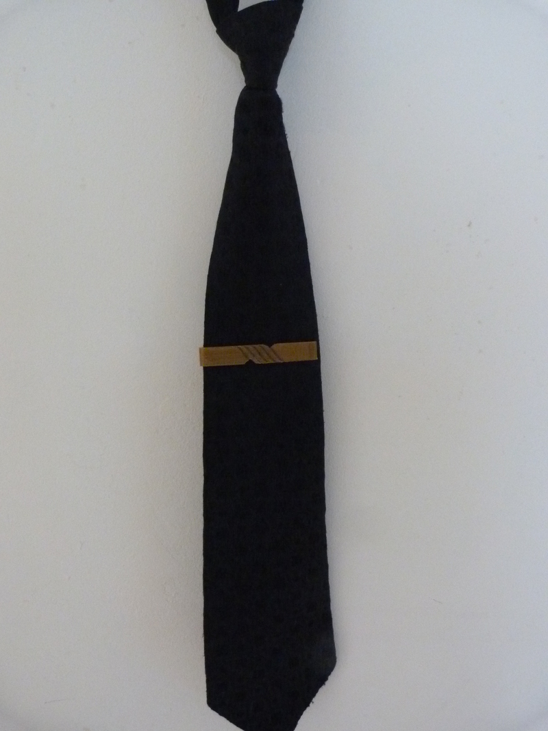 TIE CLIP