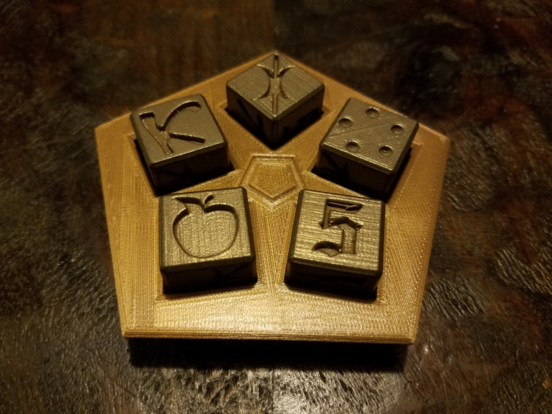 Magnetic Chaos Dice Case