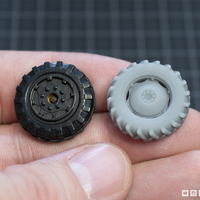 Detailed Tractor Wheels - Diecast Toy Restoration - Thumbnail 2