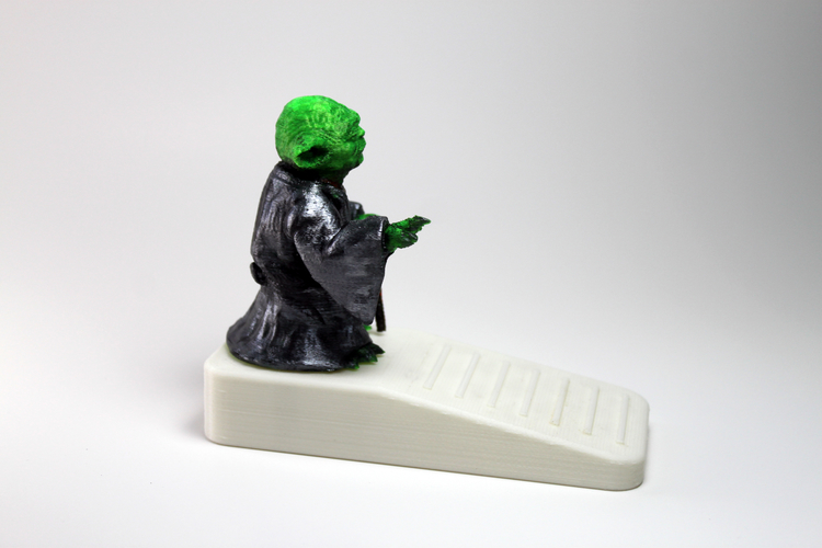 Yoda Keeps Gates / Door Stopper 3D Print 221906