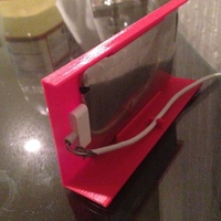iPhone3 bedside alarm clock - Thumbnail 3