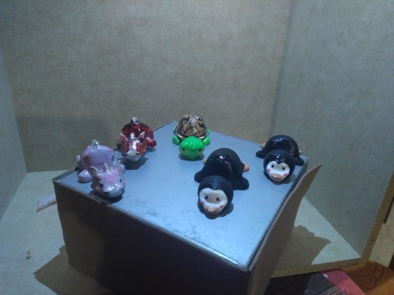 Penguin Keychain Smartphone Stand- Pinguino llavero soporte