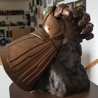 Marvel Legends Series Infinity Gauntlet  Display Stand - Thumbnail 1