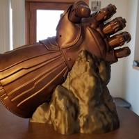 Marvel Legends Series Infinity Gauntlet  Display Stand - Thumbnail 5