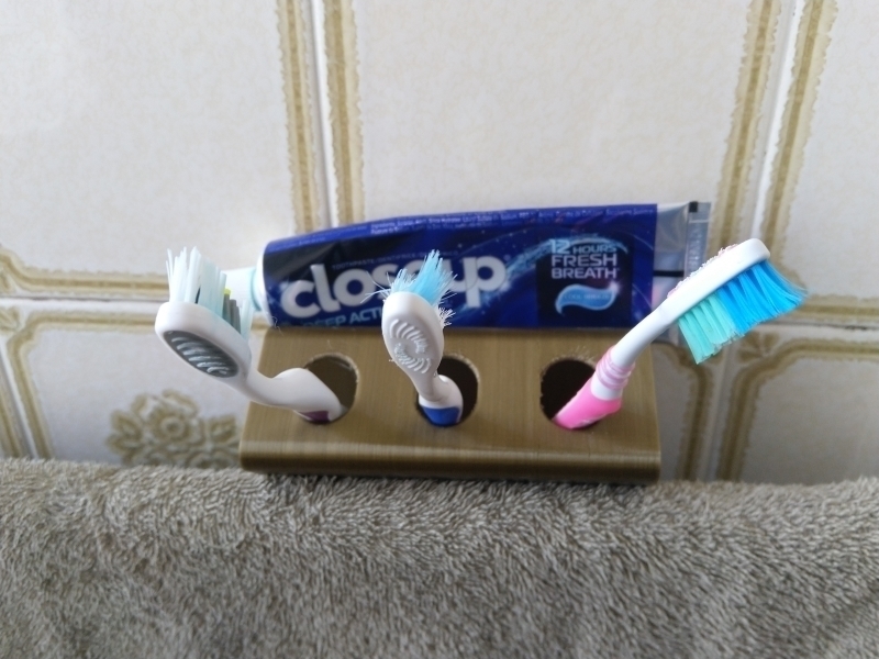 3+1 Toothbrush Holder