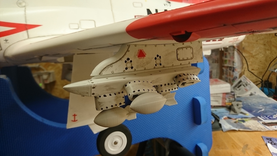 Freewing T-45 pylon with bombs