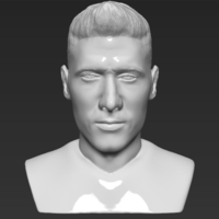 Robert Lewandowski bust ready for full color 3D printing - Thumbnail 13