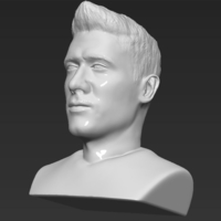 Robert Lewandowski bust ready for full color 3D printing - Thumbnail 21