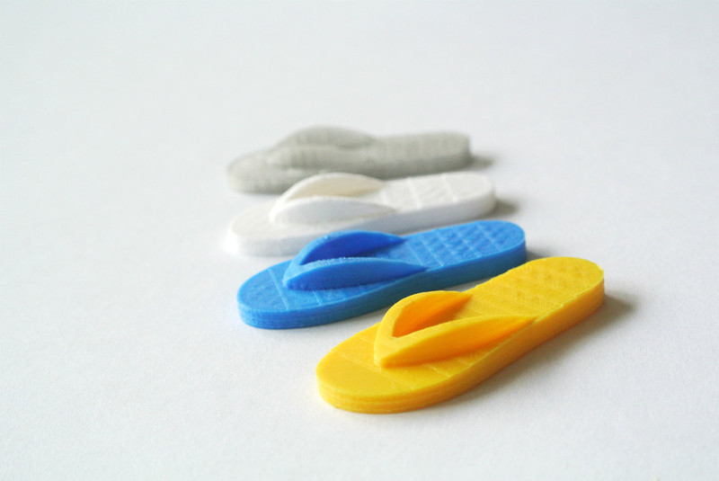 Flip-flop magnets 