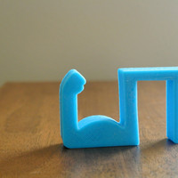 Arm shaped hook - Thumbnail 2