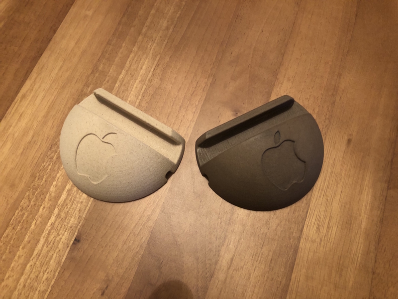 Apple IPad / IPhone Holder