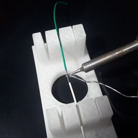 Soporte para soldar cables. - Thumbnail 2