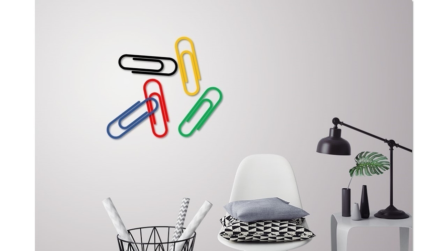 Paper clip wall decoration