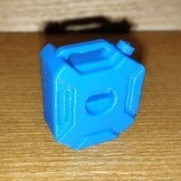 Scale 1/10 gas fuel can 3L - Thumbnail 1