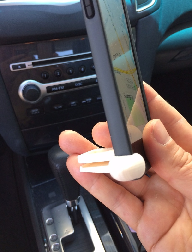iphone w rhinoshield car holder