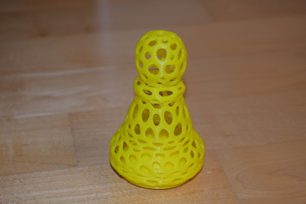 3xM10: Voronoi Chess Set with inlets for 3 x M10 Nuts