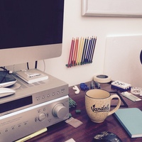 Extra Hand, Colored Pencil Holder - Thumbnail 2