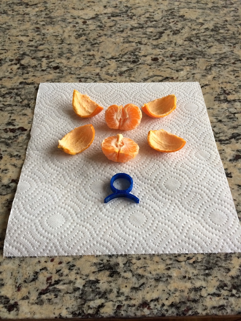 PEEL APPEAL Orange peeler design for  MONKEY BUSINESS קולפן תפוזים -  Monkey Business Europe