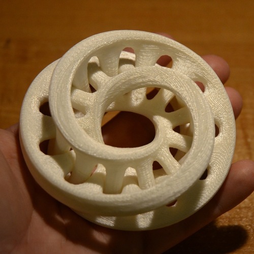 Interlocking 3D Moebius Sculpture 3D Print 23950