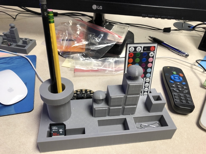 Mario Pen Holder 3D Print 241367